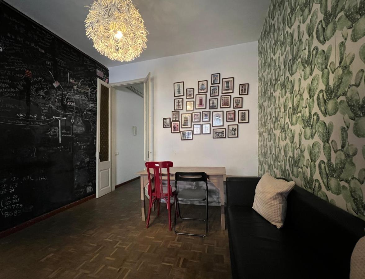 Lolita Bcn Apartment En El Eixample บาร์เซโลนา ภายนอก รูปภาพ