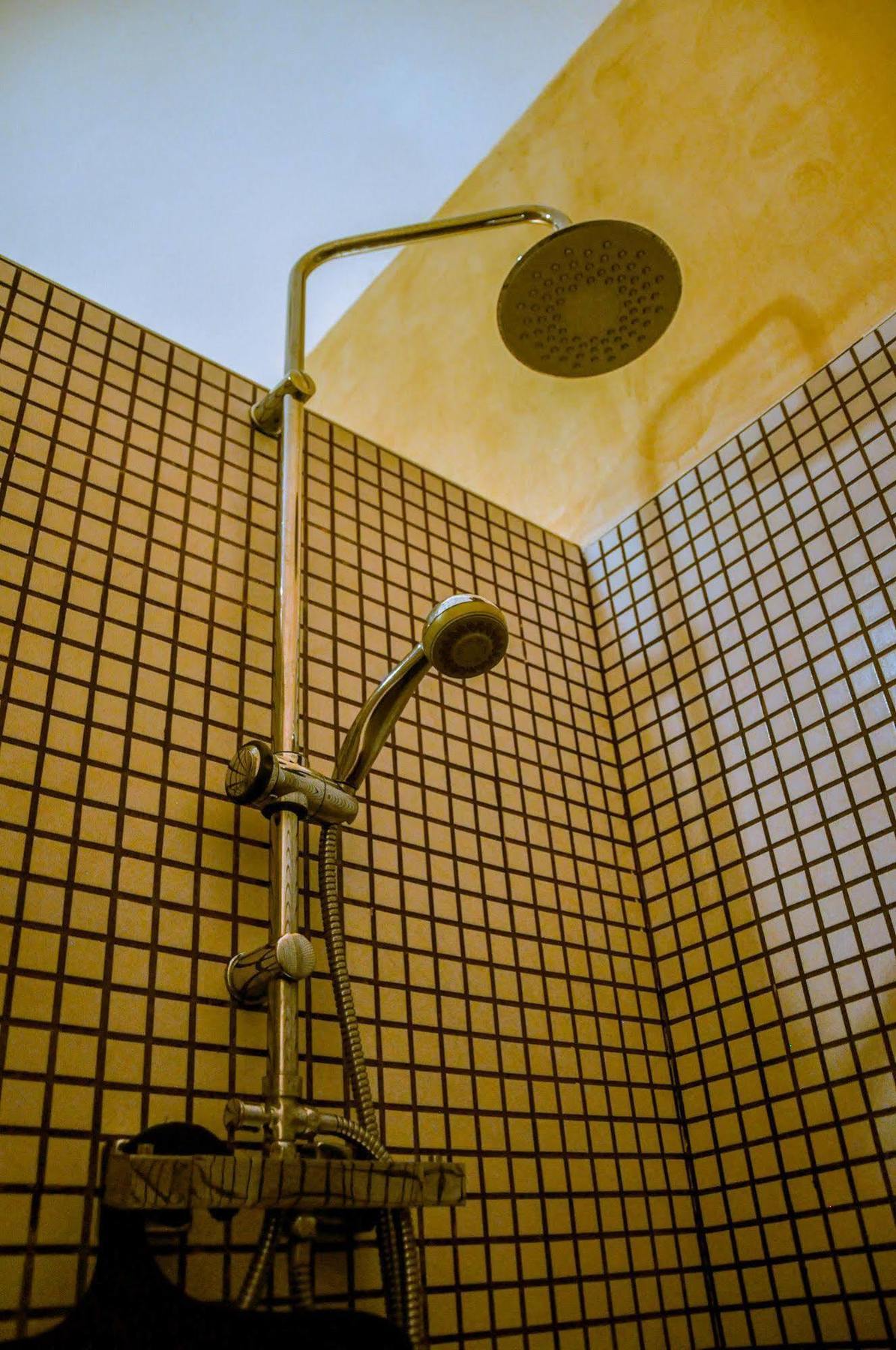Lolita Bcn Apartment En El Eixample บาร์เซโลนา ภายนอก รูปภาพ